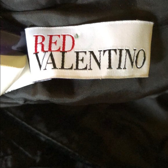 Red Valentino silk skirt with ruffle detail - Picture 6 of 7
